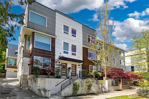 4221 Evanston Ave N #B, Seattle, WA 98103