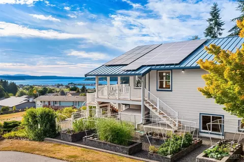37464 Olympic View Rd NE, Hansville, WA 98340