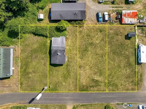 12 Aberdeen St, Copalis Beach, WA 98535