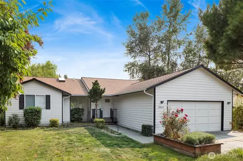 3320 E Montgomery St, Mount Vernon, WA 98274