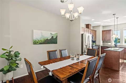 Dining - 1912 113th Pl SE, Everett, WA 98208 photo 2 of 3