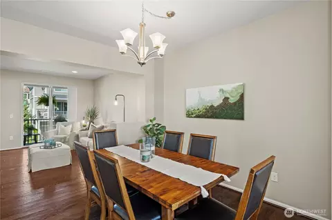Dining - 1912 113th Pl SE, Everett, WA 98208 photo 3 of 3