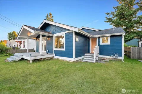 3011 Elm St, Bellingham, WA 98225