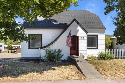 135 E Broadway St, Goldendale, WA 98620