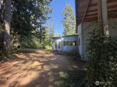 Exterior - 334 Harmon Rd, Chehalis, WA 98532 photo 6 of 15