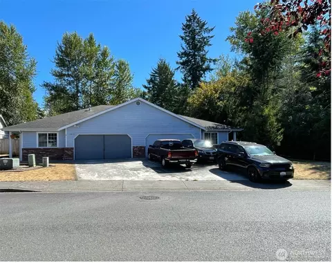 5902 115th St E, Puyallup, WA 98373