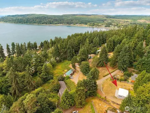141 Blueberry Hill Rd, Port Ludlow, WA 98365