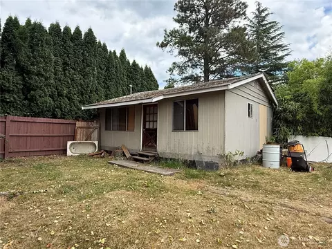 Exterior - 603 Kansas St SW #1 & 2, Orting, WA 98360 photo 7 of 8