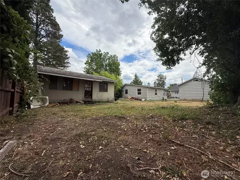 Exterior - 603 Kansas St SW #1 & 2, Orting, WA 98360 photo 8 of 8