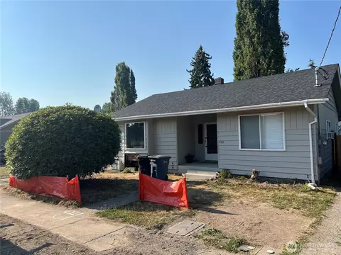 Exterior - 603 Kansas St SW #1 & 2, Orting, WA 98360 photo 2 of 8