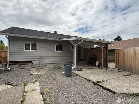 Exterior - 603 Kansas St SW #1 & 2, Orting, WA 98360 photo 4 of 8