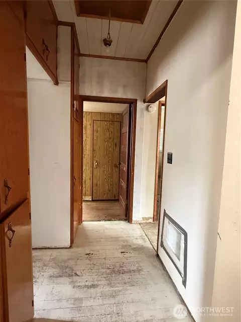 Entry Way - 603 Kansas St SW #1 & 2, Orting, WA 98360 photo 1 of 3