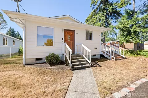 1206 W 15th St, Port Angeles, WA 98363