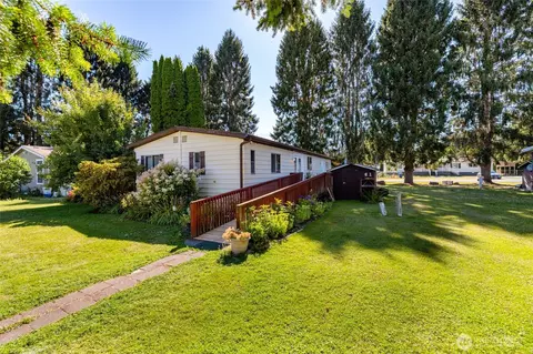 24919 Hoehn Rd #61, Sedro Woolley, WA 98284