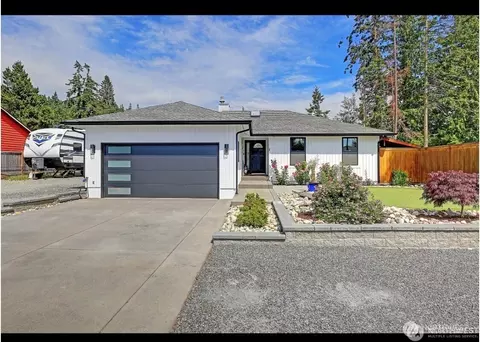 749 Commodore Ln, Camano Island, WA 98282