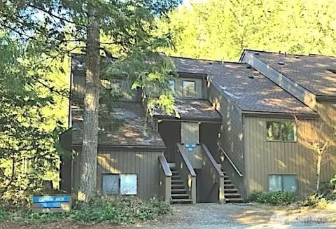 10500 Mt Baker Hwy #902, Deming, WA 98244