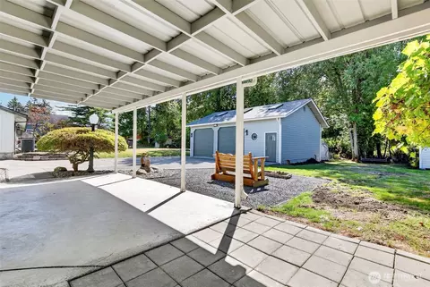 Exterior - 2839 Parkview Dr, Longview, WA 98632 photo 3 of 9
