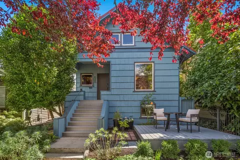 6322 5th Ave NE, Seattle, WA 98115