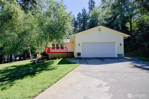 4528 N Alamo Way, Oak Harbor, WA 98277