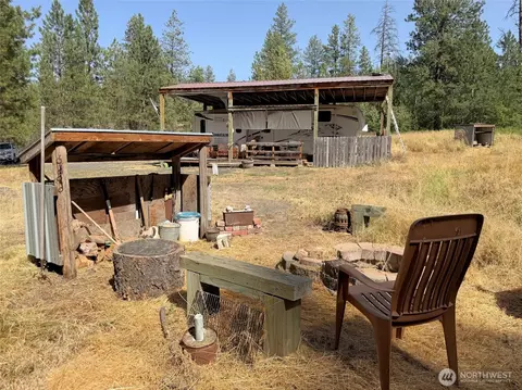 2 Milescreston Rd E, Creston, WA 99117 photo 2