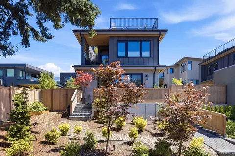 120 15th Ave, Kirkland, WA 98033