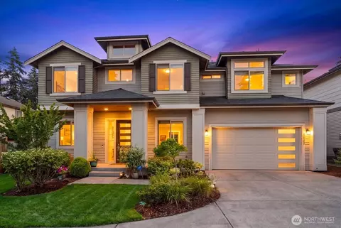 3527 NE Ne 7th St, Renton, WA 98056