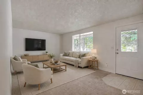 Living - 21815 6th Ave W, Bothell, WA 98021 photo 1 of 3