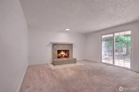 Living - 21815 6th Ave W, Bothell, WA 98021 photo 4 of 4