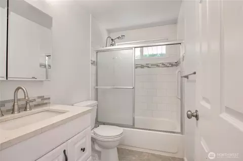 Bath - 21815 6th Ave W, Bothell, WA 98021 photo 2 of 2