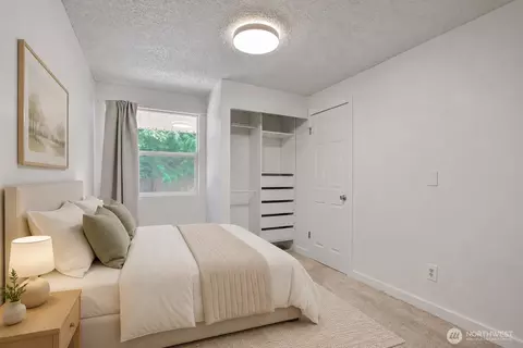 Bedroom - 21815 6th Ave W, Bothell, WA 98021 photo 1 of 5