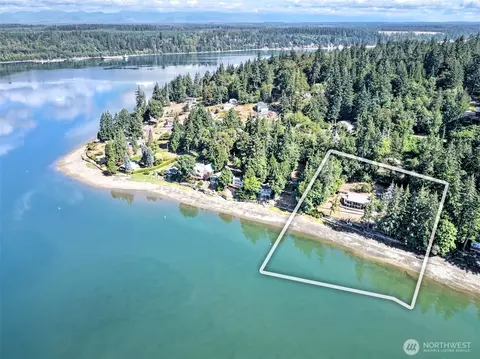 411 E Orchard Ln, Shelton, WA 98584