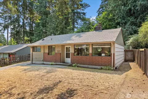 1509 NE 190th St, Shoreline, WA 98155