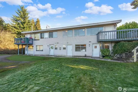 15328 40th Ave W, Lynnwood, WA 98087