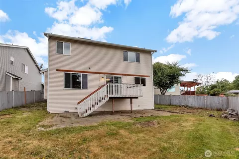 Exterior - 728 95th Ct SE, Everett, WA 98208 photo 7 of 8