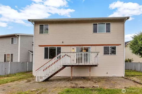 Exterior - 728 95th Ct SE, Everett, WA 98208 photo 8 of 8
