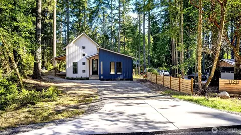 11215 Juniper Pl, Anderson Island, WA 98303