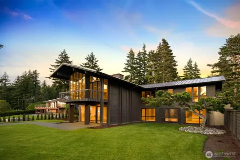 430 Bayside Dr, Bellingham, WA 98225
