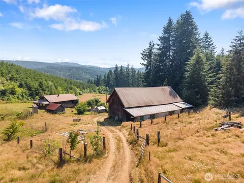 122 Cole Rd, Pe Ell, WA 98572