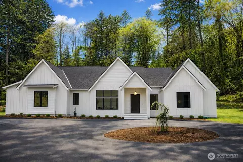 275 Island Blvd, Fox Island, WA 98333