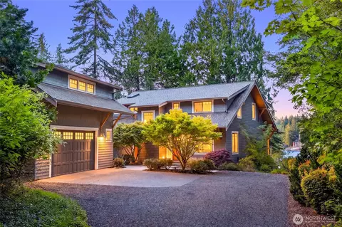 8300 NE Hidden Cove Rd, Bainbridge Island, WA 98110