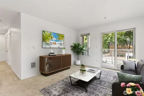 2805 NE 125th St #204, Seattle, WA 98125
