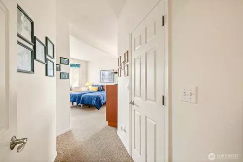 Entry Way - 51 John Carl Rd, Sequim, WA 98382 photo 4 of 4