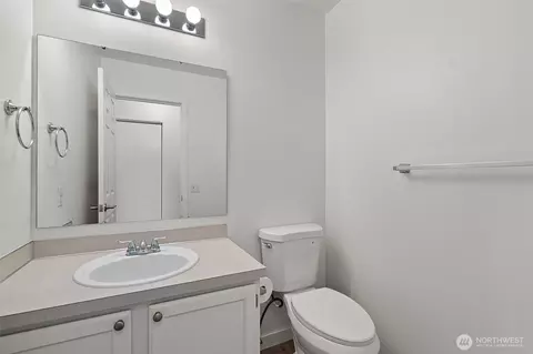 Bath - 7919 195th St E, Spanaway, WA 98387 photo 1 of 4