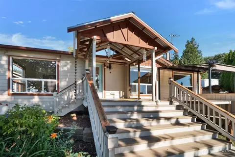520 75th Ave SE, Lake Stevens, WA 98258