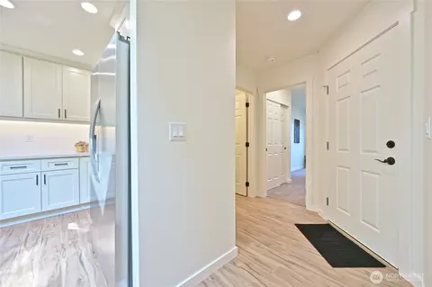 Entry Way - 2022 201st St E, Spanaway, WA 98387 photo 2 of 2