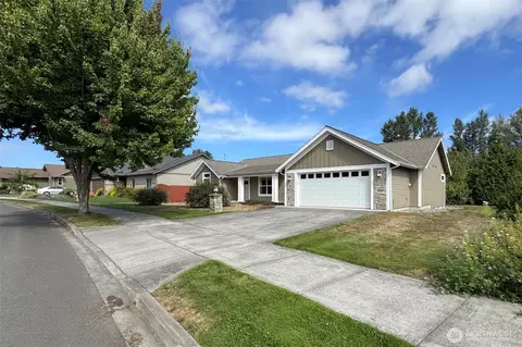 Exterior - 121 Broadmoor St, Sequim, WA 98382 photo 7 of 7