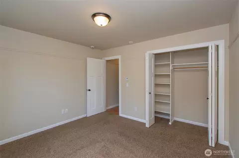 Bedroom - 121 Broadmoor St, Sequim, WA 98382 photo 9 of 10