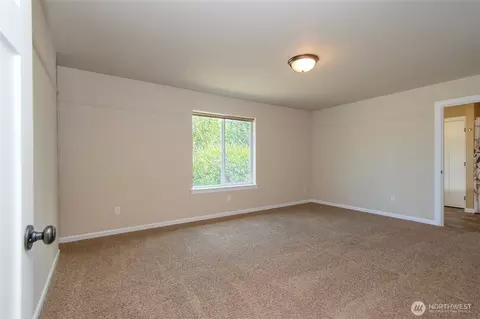 Bedroom - 121 Broadmoor St, Sequim, WA 98382 photo 1 of 10