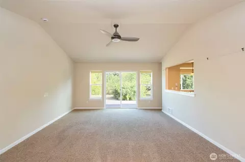 Living - 121 Broadmoor St, Sequim, WA 98382 photo 1 of 4