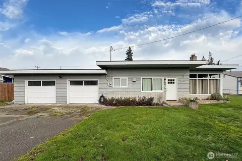 413 E Orcas Ave, Port Angeles, WA 98362